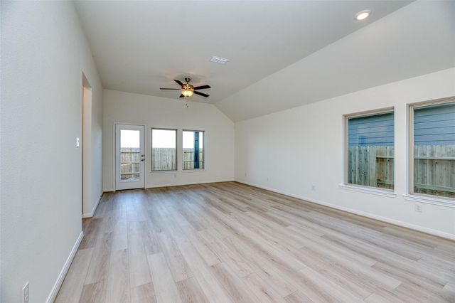 21115 Autumn Heights Drive, Bonney, TX 77583