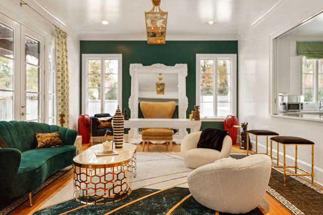 5352 N CLOVER DR, Memphis, TN 38120