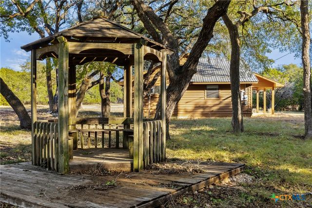 205 Mesquite Trail, Wimberley, TX 78676