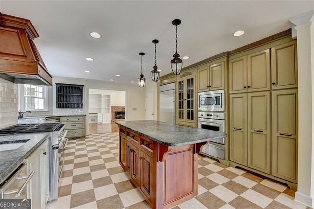 1447 Watsons Place, Lawrenceville, GA 30043