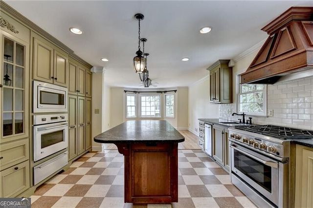 1447 Watsons Place, Lawrenceville, GA 30043