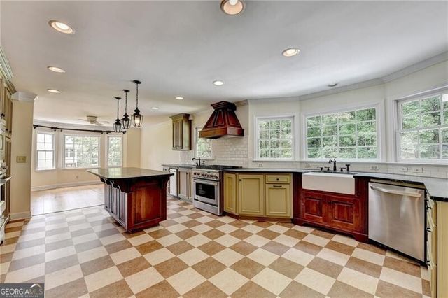 1447 Watsons Place, Lawrenceville, GA 30043