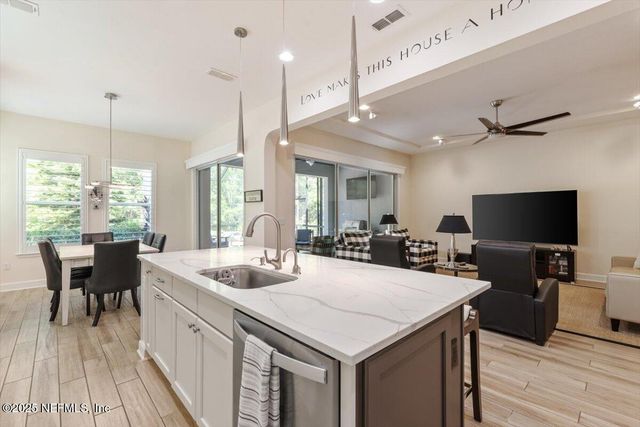 3040 MONTILLA Drive, Jacksonville, FL 32246