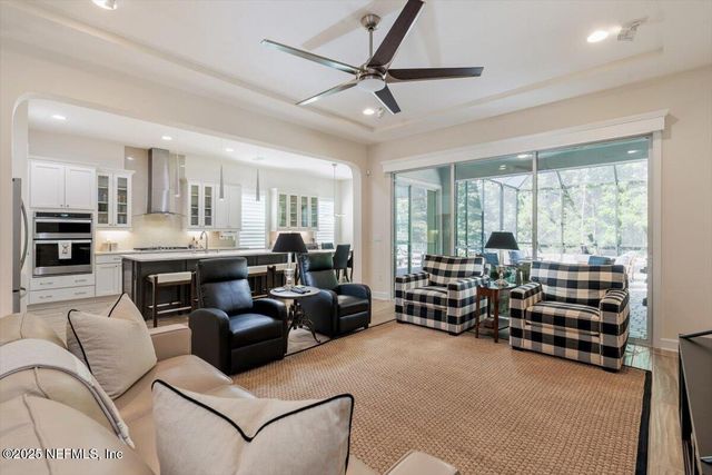 3040 MONTILLA Drive, Jacksonville, FL 32246