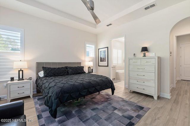 3040 MONTILLA Drive, Jacksonville, FL 32246