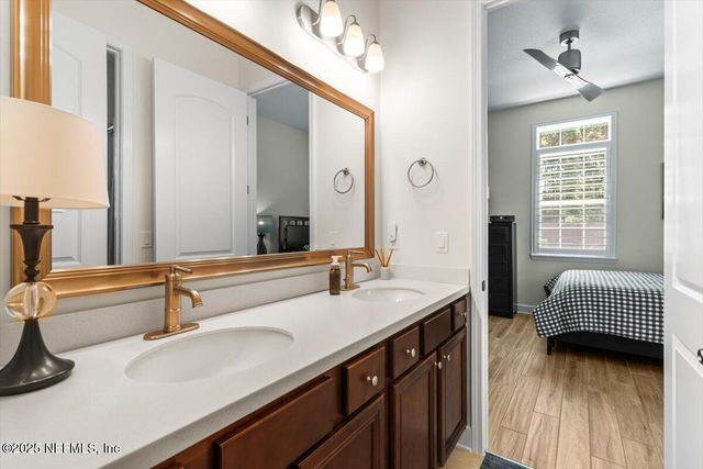 3040 MONTILLA Drive, Jacksonville, FL 32246