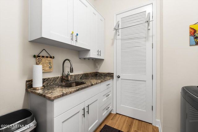 3040 MONTILLA Drive, Jacksonville, FL 32246