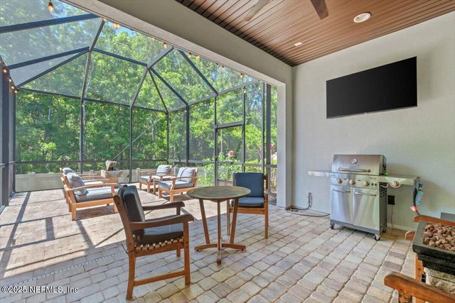 3040 MONTILLA Drive, Jacksonville, FL 32246