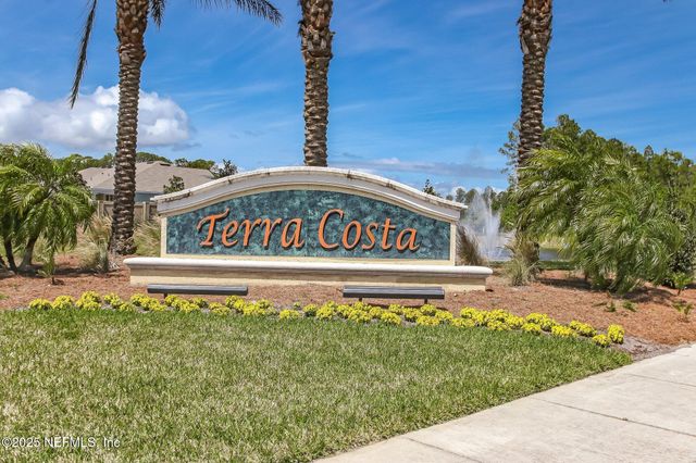 3040 MONTILLA Drive, Jacksonville, FL 32246