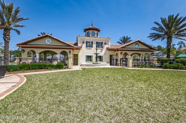 3040 MONTILLA Drive, Jacksonville, FL 32246
