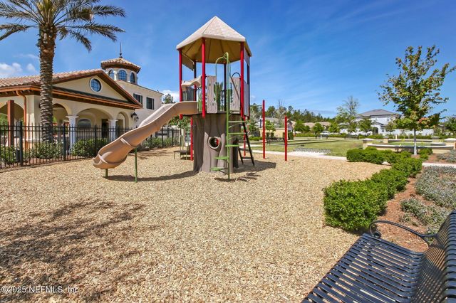 3040 MONTILLA Drive, Jacksonville, FL 32246