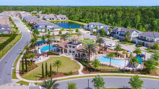 3040 MONTILLA Drive, Jacksonville, FL 32246