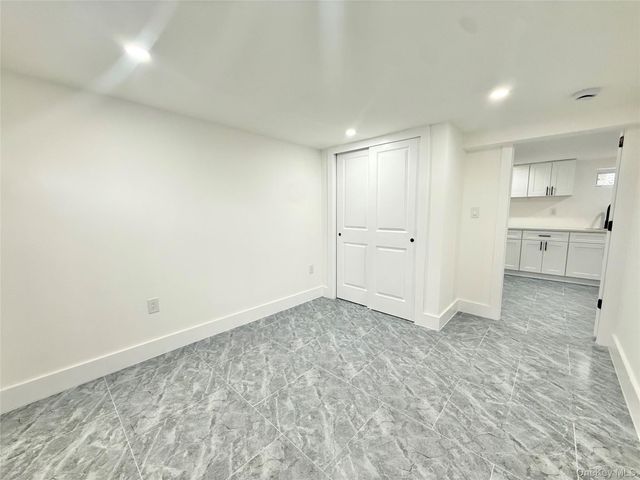 12323 Milburn Street, Springfield Gardens, NY 11413