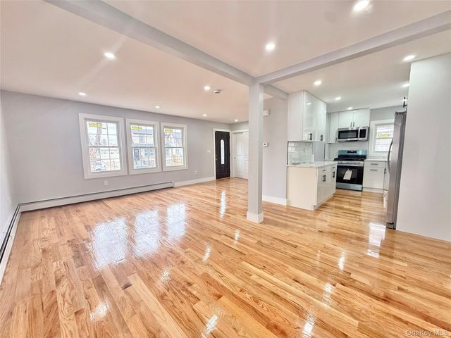 12323 Milburn Street, Springfield Gardens, NY 11413