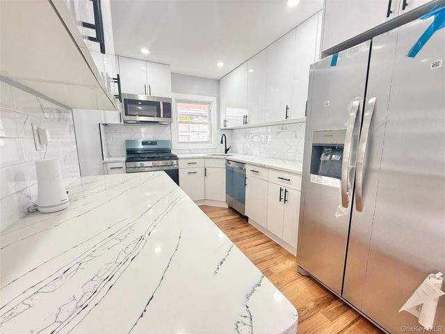 12323 Milburn Street, Springfield Gardens, NY 11413