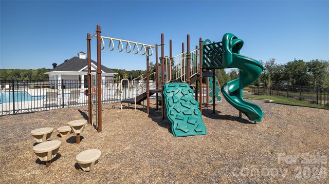 12224 Barred Owl Court, Charlotte, NC 28215