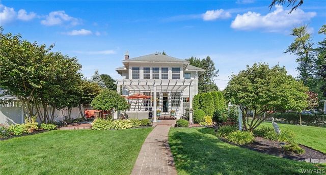 150 Pierce Avenue, Hamburg, NY 14075