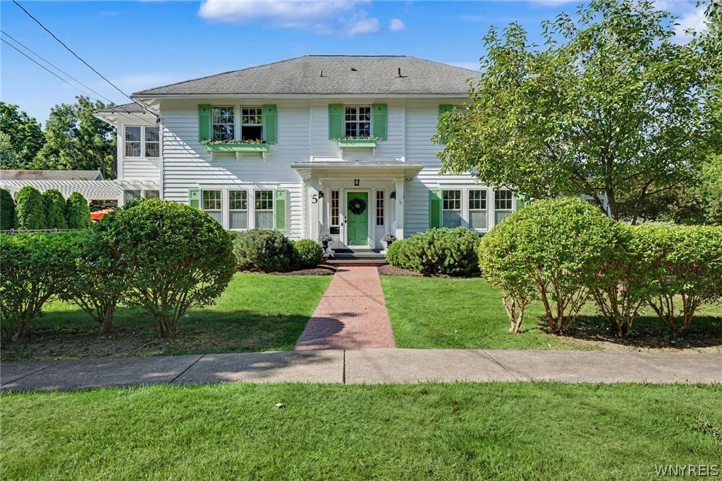 150 Pierce Avenue, Hamburg, NY 14075