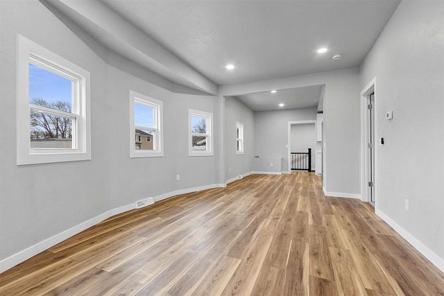 1315 W SUMMER STREET, Appleton, WI 54914