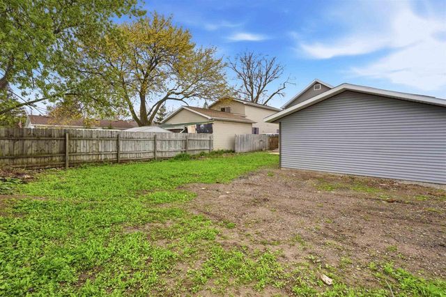 1315 W SUMMER STREET, Appleton, WI 54914