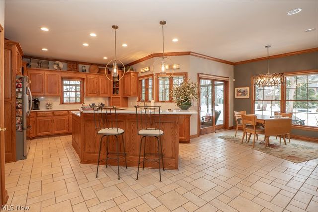 1535 Chadford Gate SE, Canton, OH 44709
