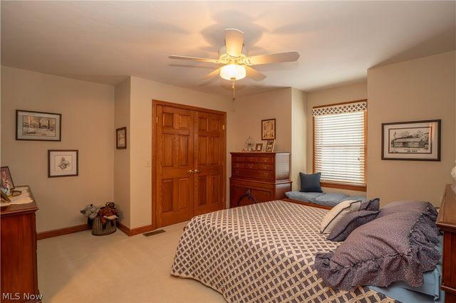 1535 Chadford Gate SE, Canton, OH 44709