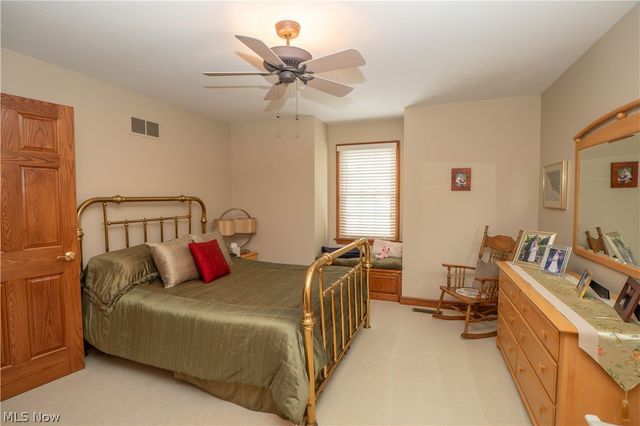 1535 Chadford Gate SE, Canton, OH 44709