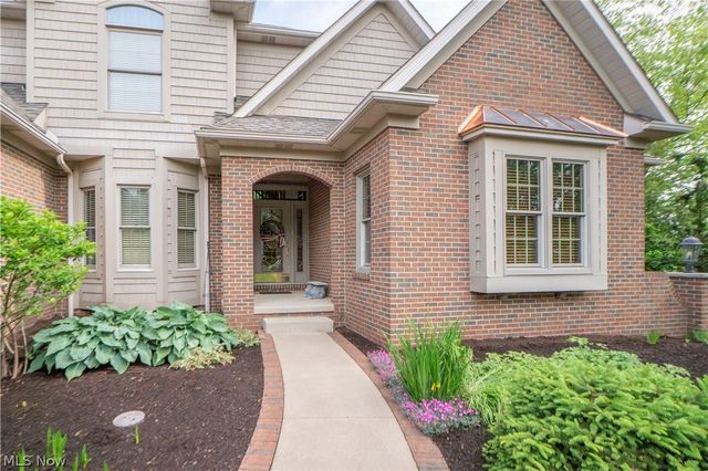 1535 Chadford Gate SE, Canton, OH 44709
