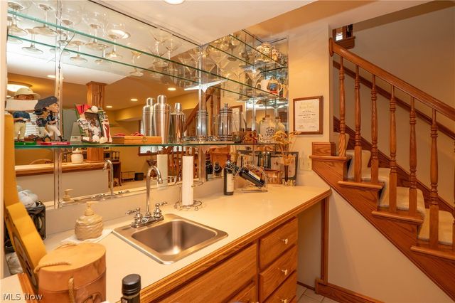 1535 Chadford Gate SE, Canton, OH 44709