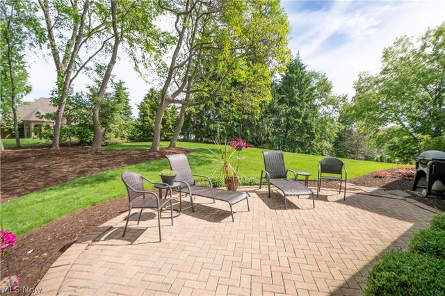 1535 Chadford Gate SE, Canton, OH 44709
