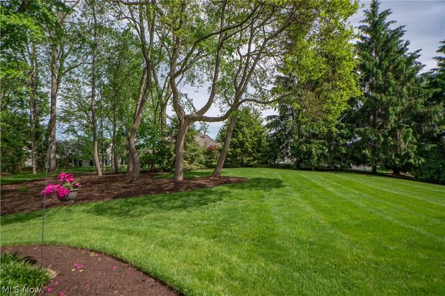1535 Chadford Gate SE, Canton, OH 44709