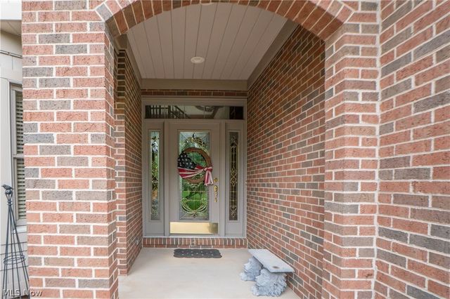 1535 Chadford Gate SE, Canton, OH 44709