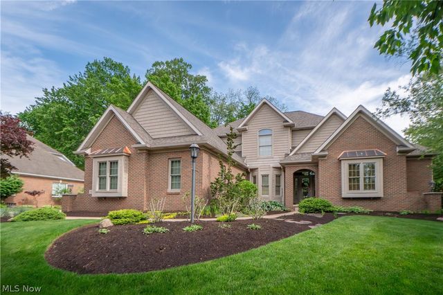 1535 Chadford Gate SE, Canton, OH 44709