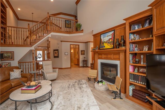 1535 Chadford Gate SE, Canton, OH 44709
