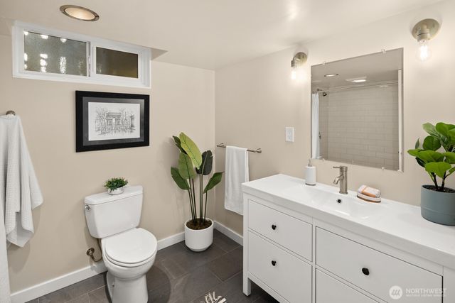 2106 NW 77th Street, Seattle, WA 98117