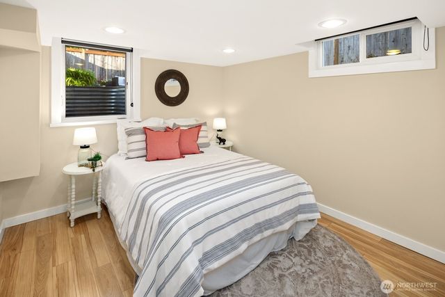 2106 NW 77th Street, Seattle, WA 98117