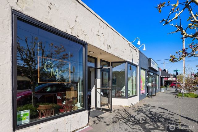 2106 NW 77th Street, Seattle, WA 98117