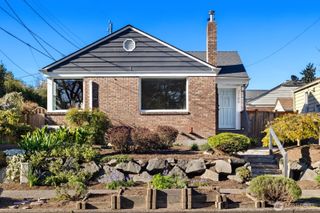 2106 NW 77th Street, Seattle, WA 98117