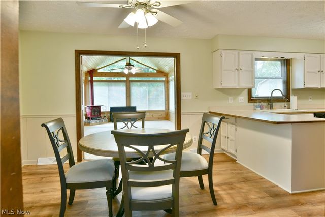 1097 Center Street E, Warren, OH 44481