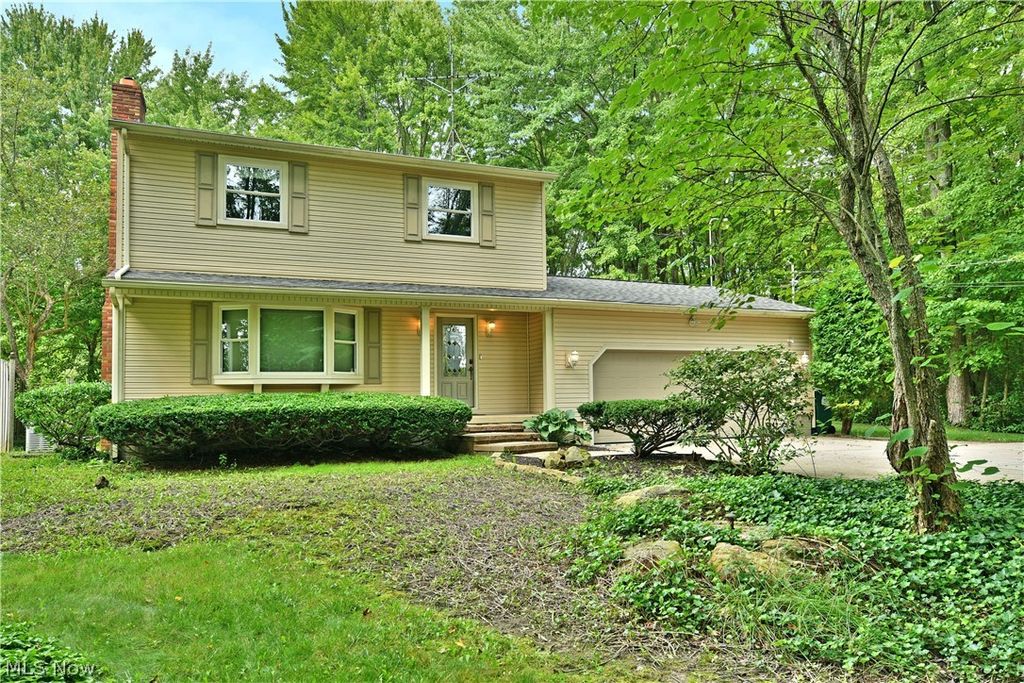 1097 Center Street E, Warren, OH 44481