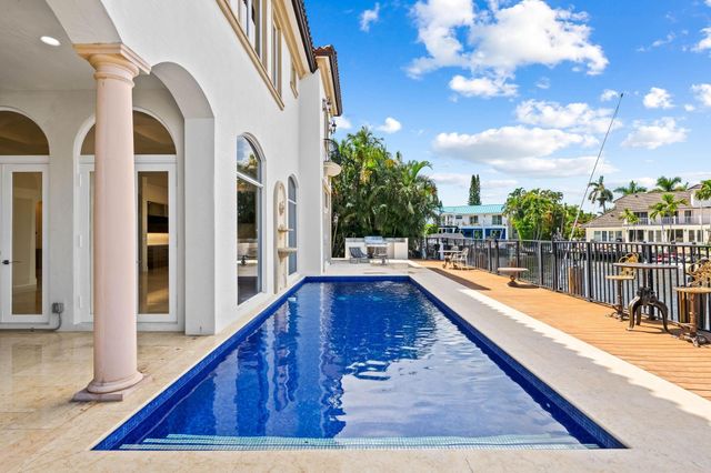 861 Nafa Drive, Boca Raton, FL 33487