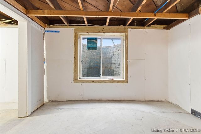 626 Maple Lane, New Albany, IN 47150