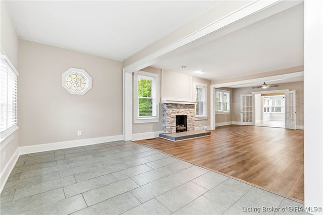 626 Maple Lane, New Albany, IN 47150