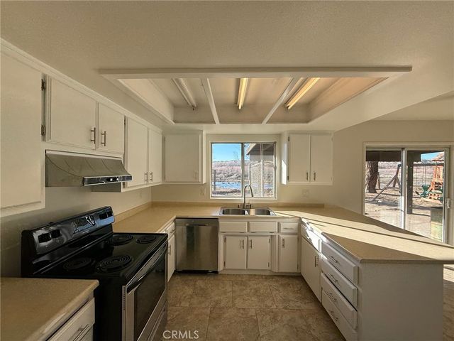 14700 Heritage Way, Oro Grande, CA 92368