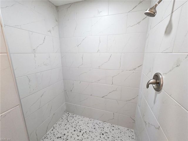 216 Upperville RD, Virginia Beach, VA 23462