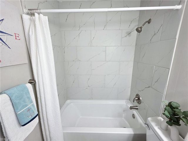 216 Upperville RD, Virginia Beach, VA 23462