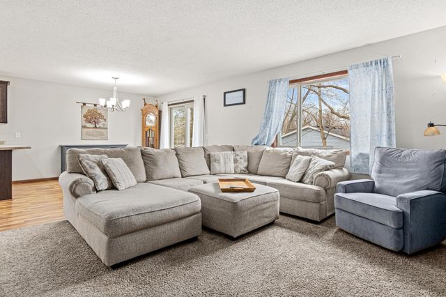 125 Park Avenue, Big Lake, MN 55309