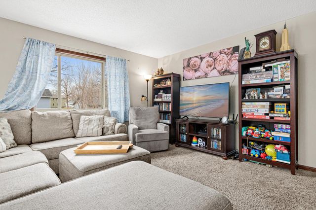 125 Park Avenue, Big Lake, MN 55309