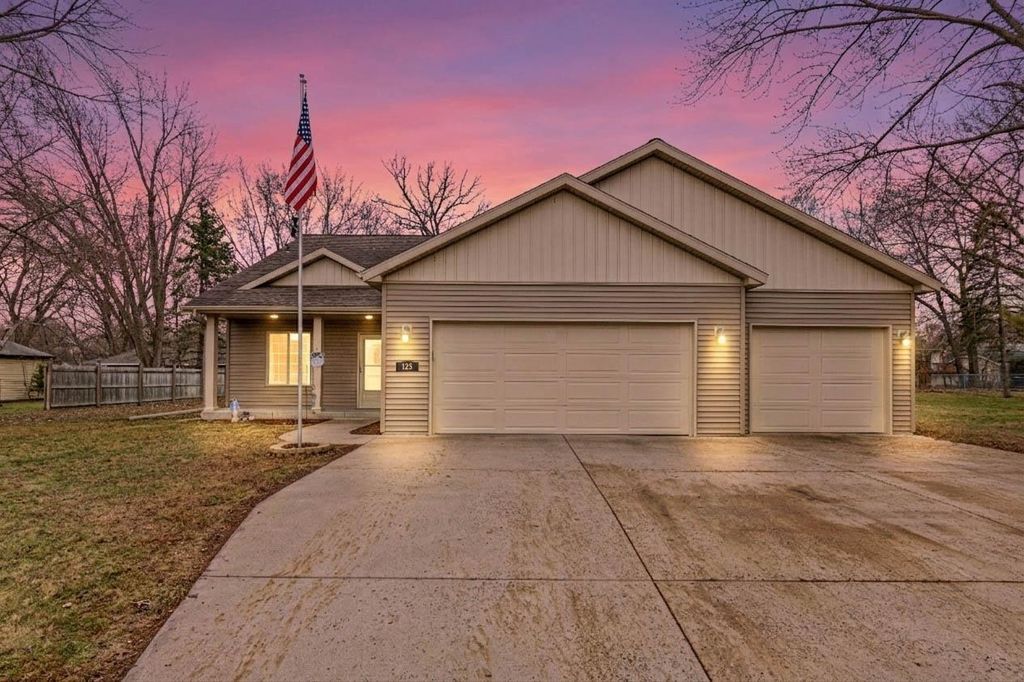 125 Park Avenue, Big Lake, MN 55309