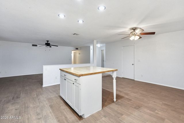 12605 N 42nd Avenue, Phoenix, AZ 85029